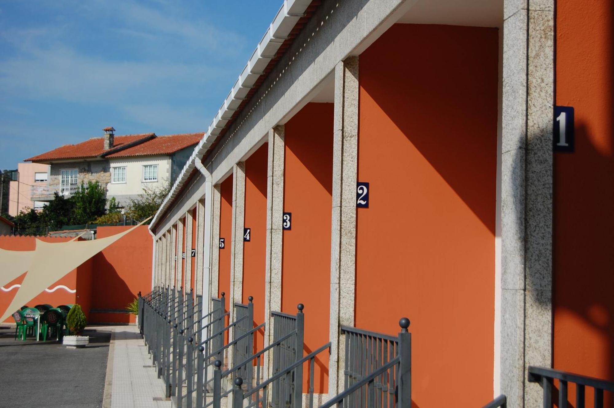 Hotel Paris Poio Εξωτερικό φωτογραφία